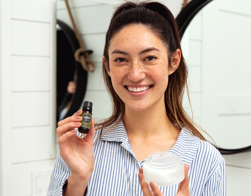 Our Favorite Essential Oils To Combat Dark Circles